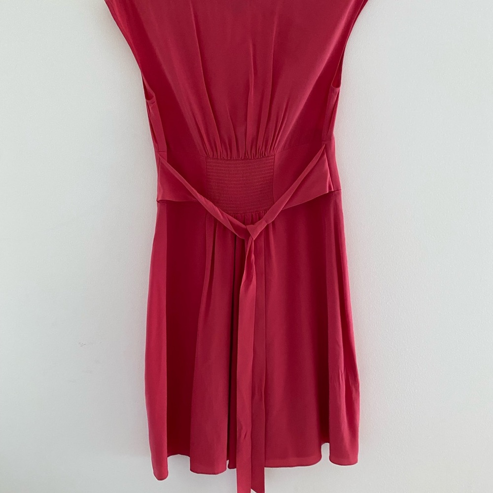 Lil anthropologie Silk Pink Elegant Red V-Neck Dress smocked tie small - Picture 4 of 9